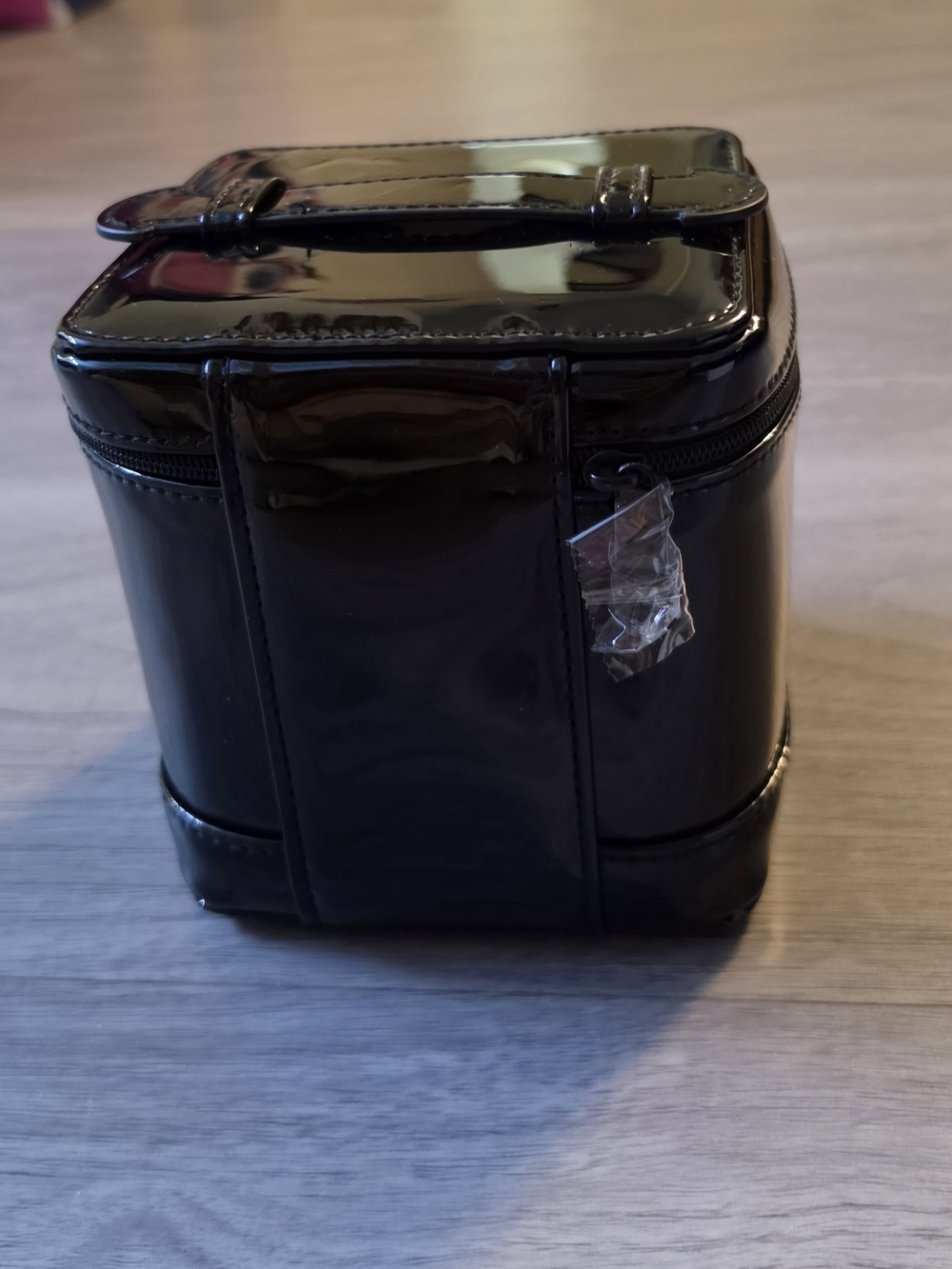 Dior Black Patent Leather Cosmetic Case with Embossed CD - Picture 6 of 11